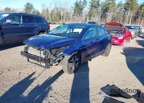 2019 Kia Forte Lxs z USA, uszkodzony, nr VIN 3KPF24AD6KE059724